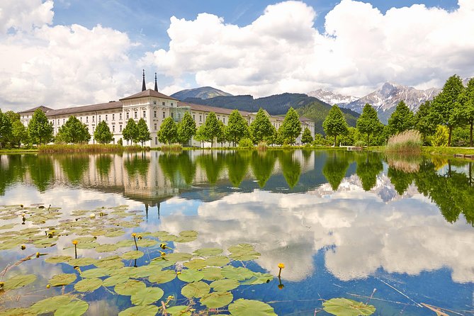 Alpine Hallstatt Day Trip from Vienna incl. Admont Abbey Visit - Morning Pickup and the Coach Rhythm (Vienna to the Alps)