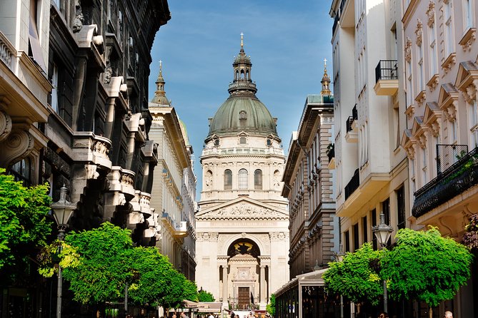 Budapest Day Trip from Vienna - Heroes’ Square and the Seven Chieftains Stop