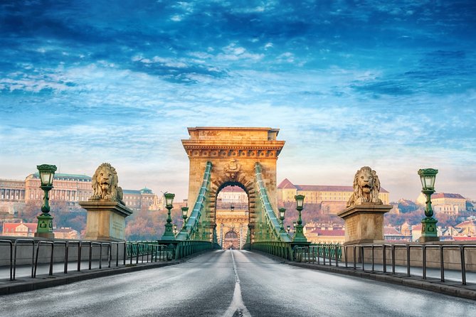 Budapest Small-Group Day Trip from Vienna - Vienna to Budapest: what the early start and $199.90 buy you