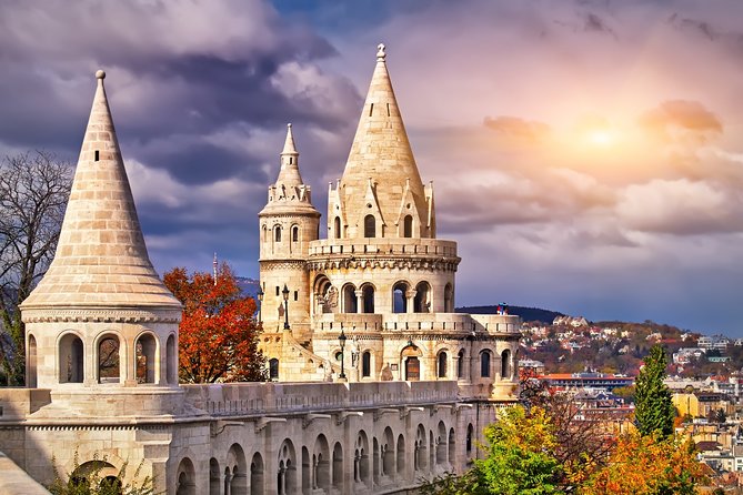 Budapest Small-Group Day Trip from Vienna - Heroes’ Square and Szent Istvan Basilica: big monuments with clear context