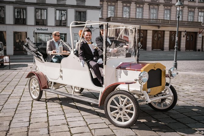 City Sightseeing Tour in an Electro Vintage Car (up to 5 people) - Your Vienna loop in 40 to 90 minutes: what the timing usually feels like
