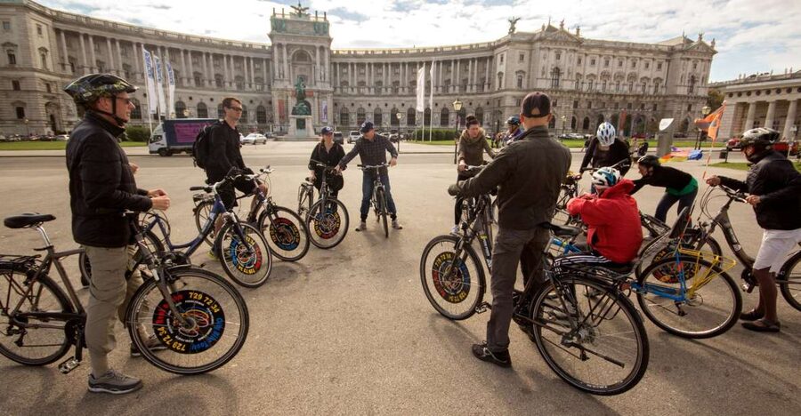 Classic Vienna: 3-Hour Guided Bike Tour - Why this Vienna bike route beats the hop-on scene