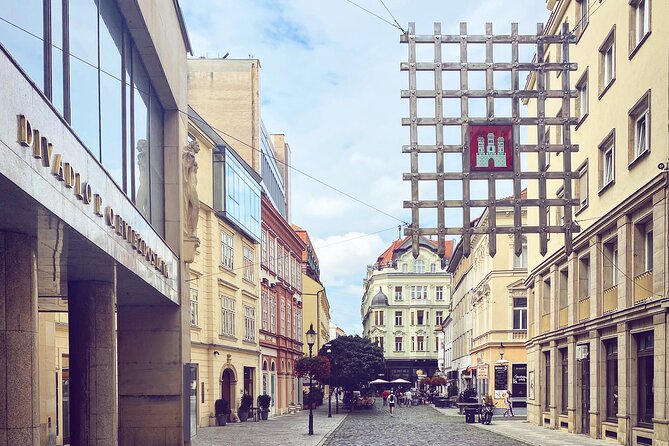 Explore Bratislava with a Local: Private Tour from Vienna - A private Bratislava day trip that starts the right way in Vienna
