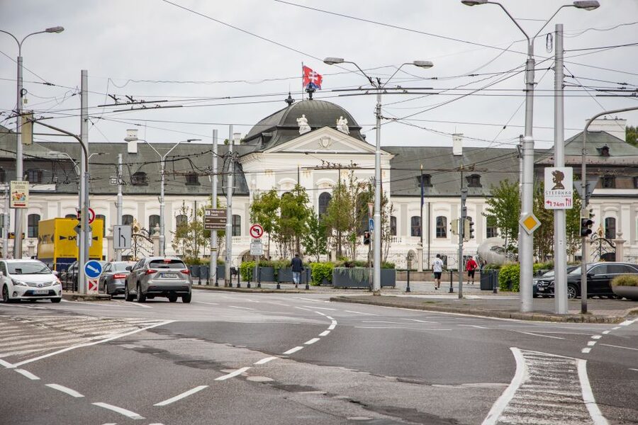 From Vienna: Bratislava Day Trip - The 2-hour guided walking tour through Bratislava’s core