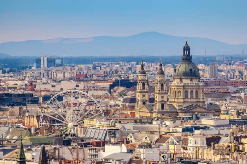 From Vienna: Budapest Group Day Trip - Early Pickup, Café Break, and the Citadella Panoramic Moment