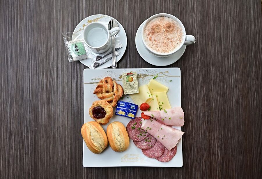 From Vienna: Dürnstein and Wachau Cruise - Dürnstein break: using your two hours like a pro