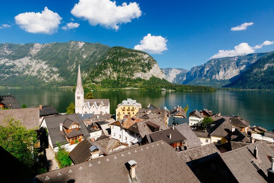 From Vienna: Full Day Trip to Hallstatt and Salzkammergut - Starting point at Vienna State Opera, and how to not miss the bus