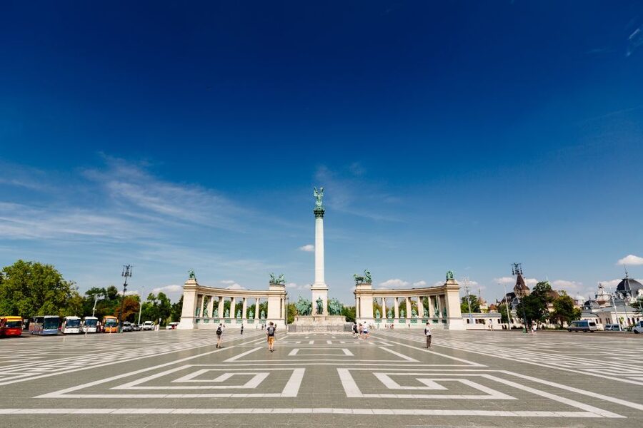 From Vienna: Guided Day Trip to Budapest - Price and value: is $163 a good deal for one day?