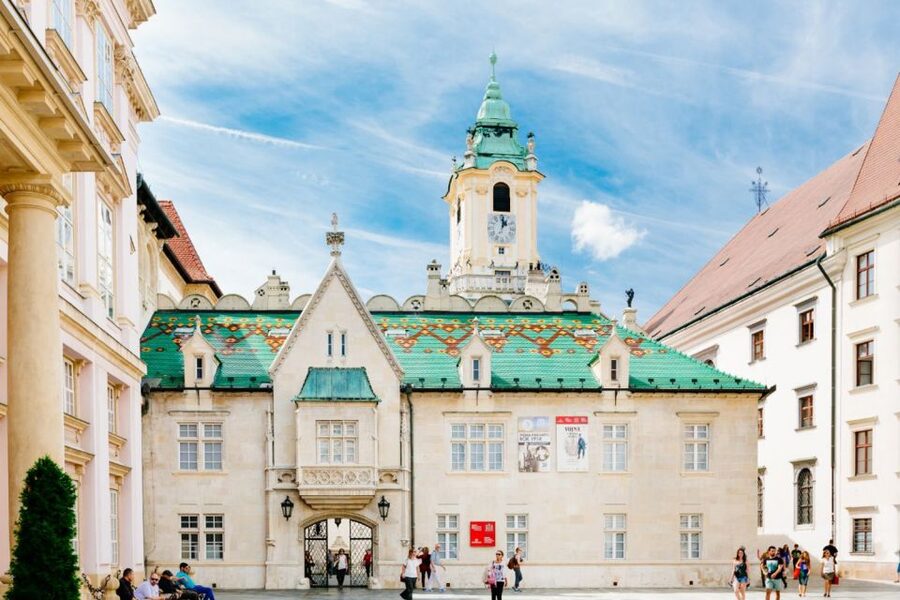 From Vienna: Guided Tour to Bratislava with Speed Boat Ride - Practical Tips for a Smooth Day on the Danube