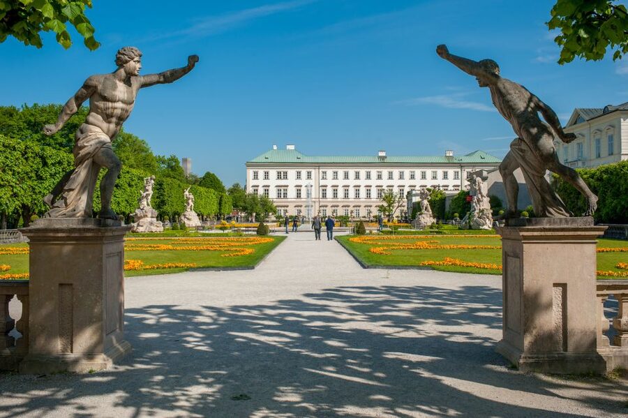 From Vienna: Salzburg and Alpine Lakes Full-Day Trip - Should you book this Salzburg and Alpine Lakes trip?