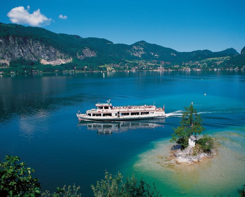From Vienna: Salzburg and Alpine Lakes Full-Day Trip - Mondsee and Wolfgangsee: The Salzkammergut stops that steal the show