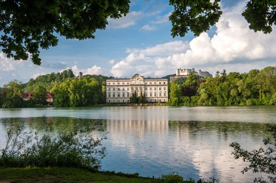 From Vienna: Sound of Movies Musical Tour to Salzburg - Salzburg’s Residence Square and the fountain stop