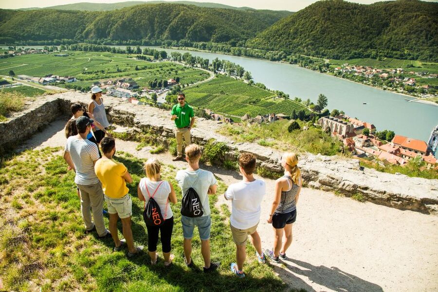 Grape Grazing: Wachau Valley Winery Biking Tour - Guides: the secret ingredient