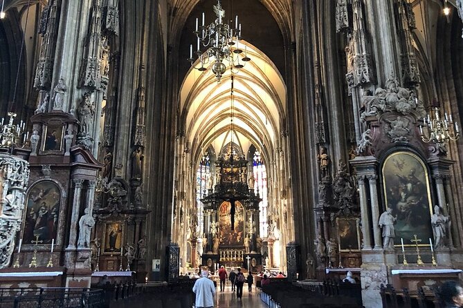 Introducing Vienna Walking Tour: The Capital of the Habsburgs - Art, collections, and the Albert and Maria Christina drawing connection