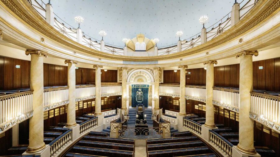 Jewish Vienna: City Synagogue Guided Tour - Stadttempel: why Vienna’s City Synagogue matters