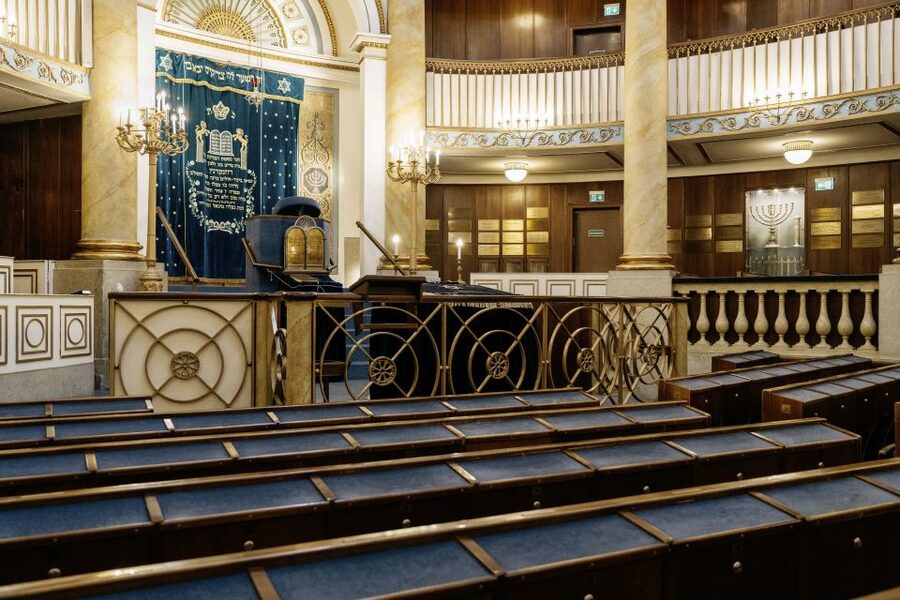 Jewish Vienna: City Synagogue Guided Tour - Meeting active members of the City Synagogue