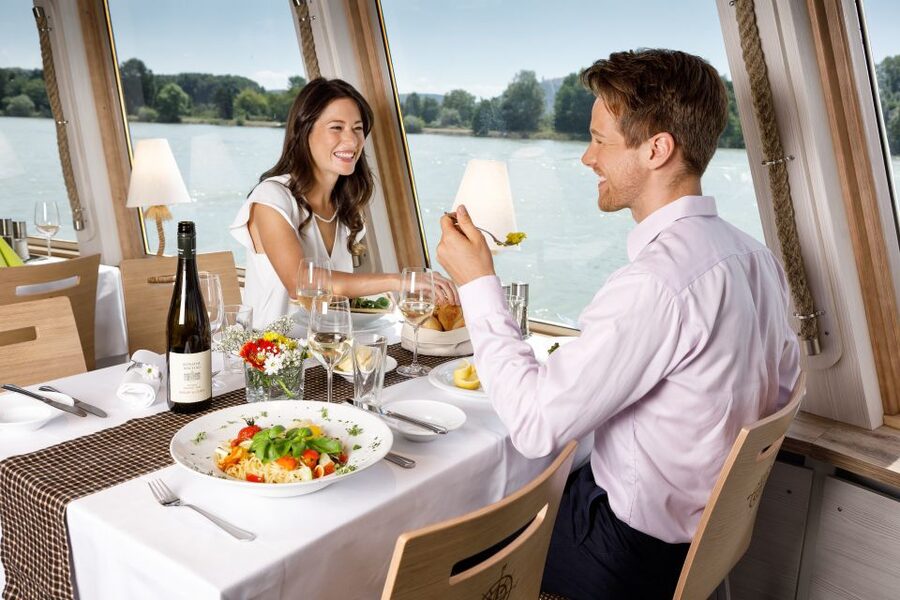 Krems: Wachau Valley River Cruise with 3-Course Meal - Should you book the Krems Wachau Valley River Cruise?