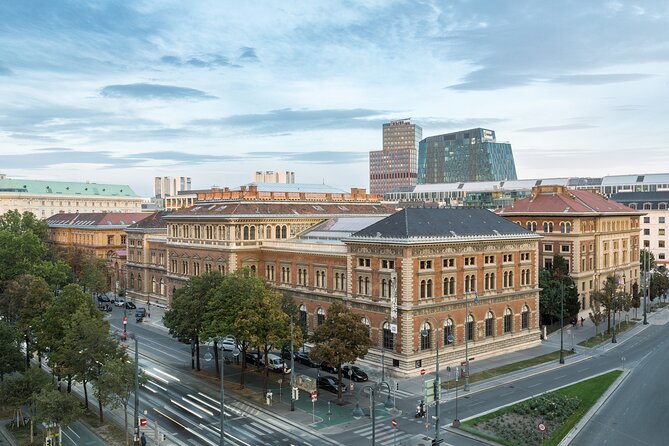MAK - Museum of Applied Arts, Vienna, Ticket - The on-site restaurant break: plan time, even if food is not included