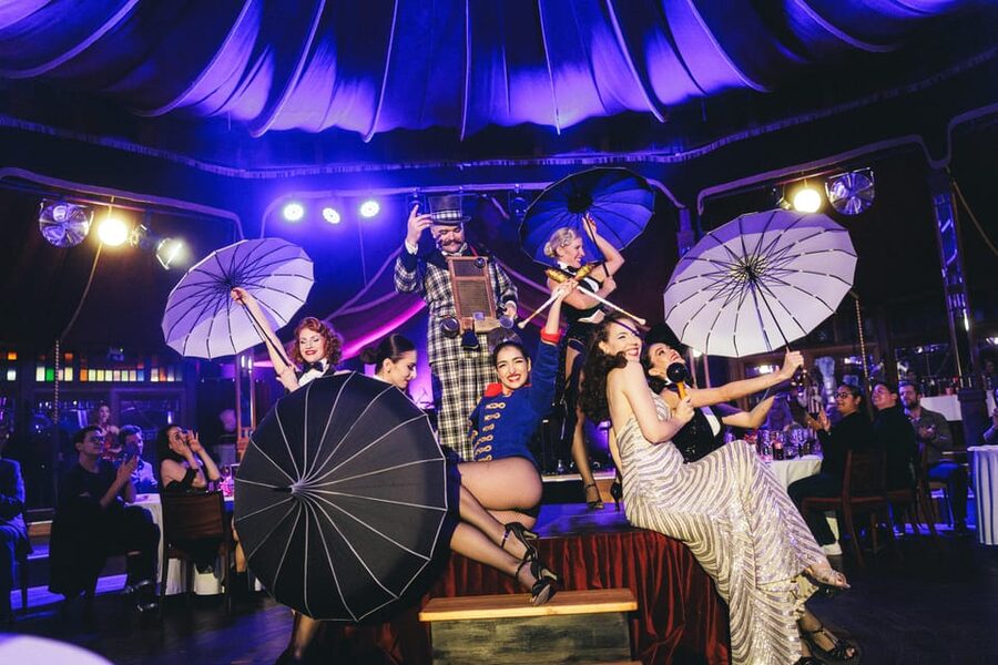 Mirage Vienna: Burlesque Spectacular – Dinner Show - Key things that make this dinner show work