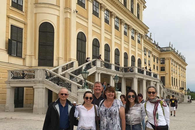 Schönbrunn Palace and Gardens Tour - Entering the Palace: Franz Joseph, Sisi, and the Meaning of Rooms