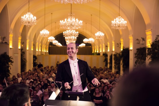 Schönbrunn Palace Concerts in Vienna - Getting there in Vienna: public transport is the easy win