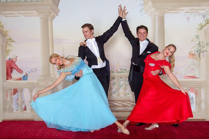 Skip the Line: Austrian Dinner Show Ticket in Vienna - Your 3-course dinner: what is included and when you eat