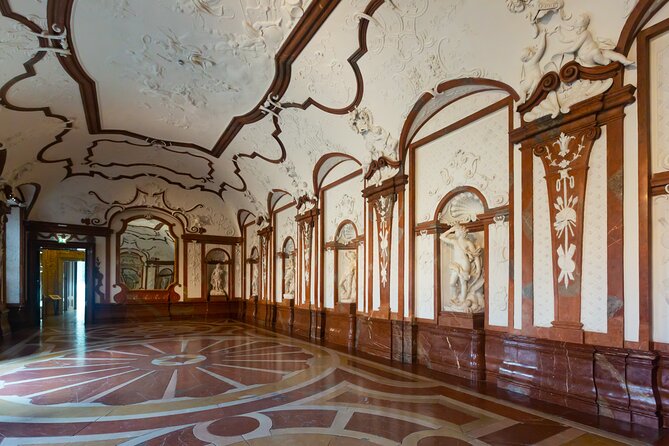 Skip-the-line Upper Belvedere Tickets and Guided Tour Vienna - The collection behind The Kiss: how you get more than the headline