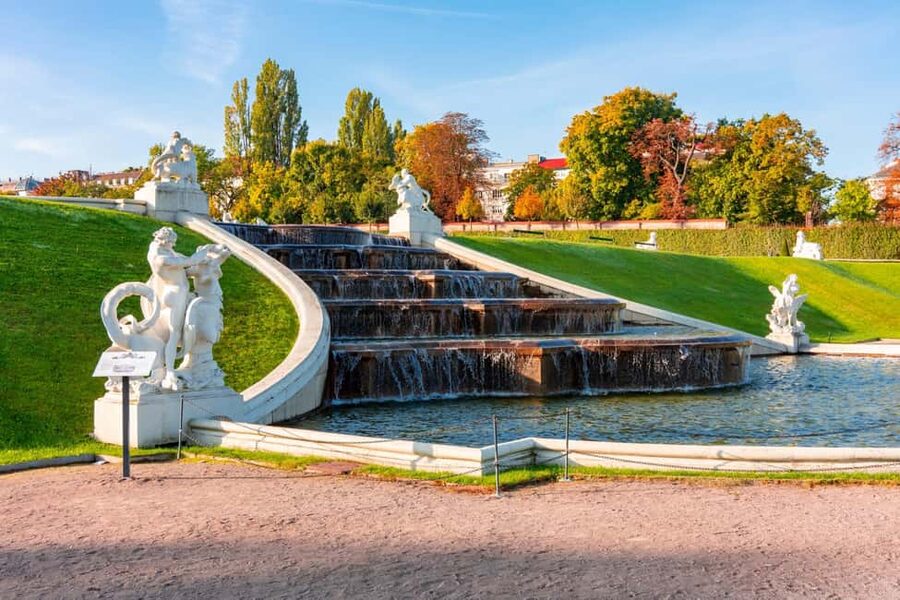 Skip-the-line Upper Belvedere Tickets and Guided Tour Vienna - Who should book this Upper Belvedere guided tour