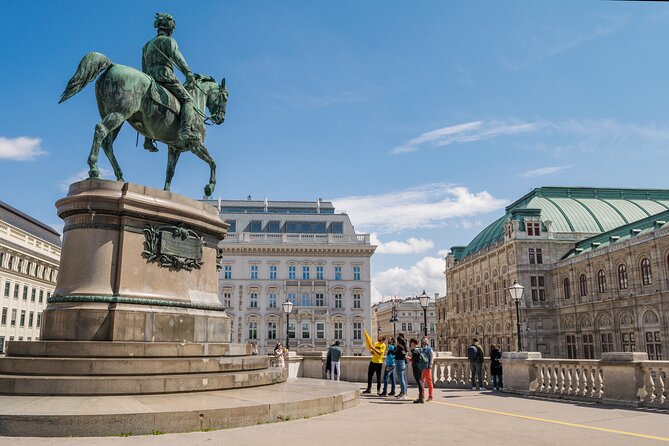 The best of Vienna - Exclusive Tour (Max 9 people) - Graben and Kohlmarkt, plus Demel: royal cafe vibes