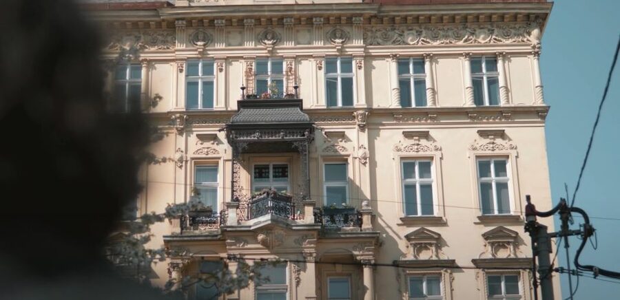 Vienna: 2-Hour Historical Crimes Guided Walking Tour - Himmelpfortgasse in the First District: street-level history with a bloody reputation