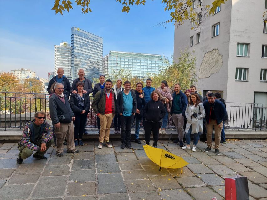 Vienna: 2-Hour Historical Crimes Guided Walking Tour - Meeting at Helmut Zilk Square, and how to spot your guide