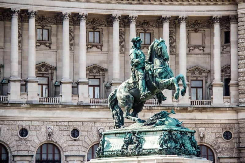 Vienna: 2 Hours Sightseeing Walking Tour - Michaelerplatz to Hofburg Palace: How Vienna’s Imperial Core Grew