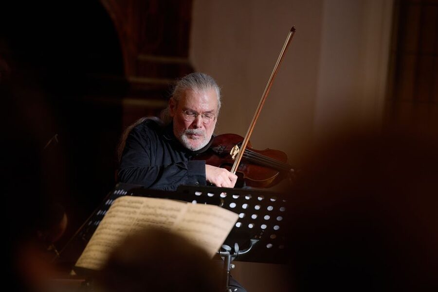 Vienna: A Little Night Music - Concert at Capuchin Church - Christmas concerts: carols, trumpet music, and a heated church mood