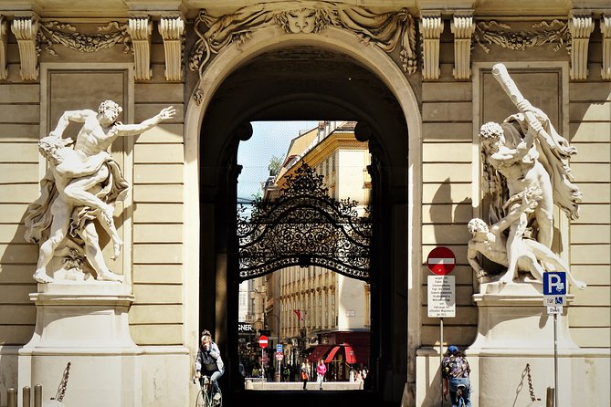 Vienna at First Glance a Private Walking Tour for First Timers - Upper Belvedere Palace Viewpoint: Baroque Grandeur on Belvedere Hill