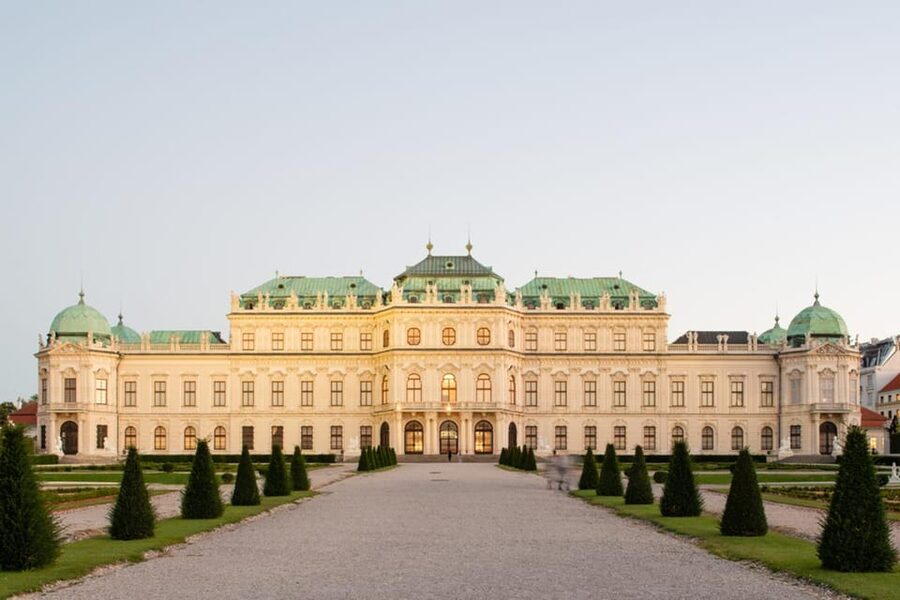 Vienna: Belvedere Palace Skip-the-Line Tour - Key things you’ll notice on this tour