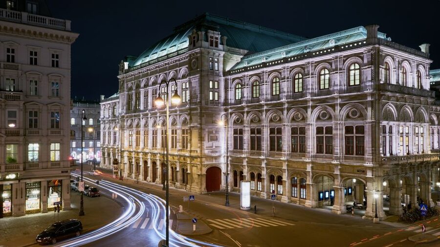 Vienna: Big Bus City Highlights Night Tour with Live Guide - Key things to know before you ride