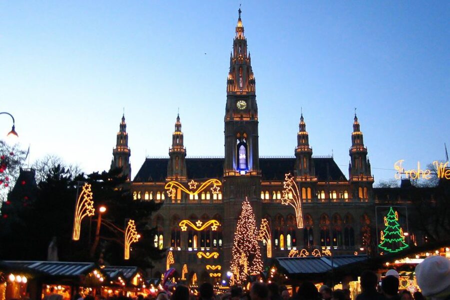 Vienna: Christmas Markets Tour - Why this Vienna Christmas markets tour feels different