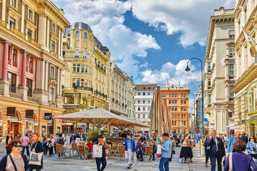 Vienna: City Highlights Guided Bike Tour - City landmarks as story chapters: passing from the Parliament to the Hofburg area