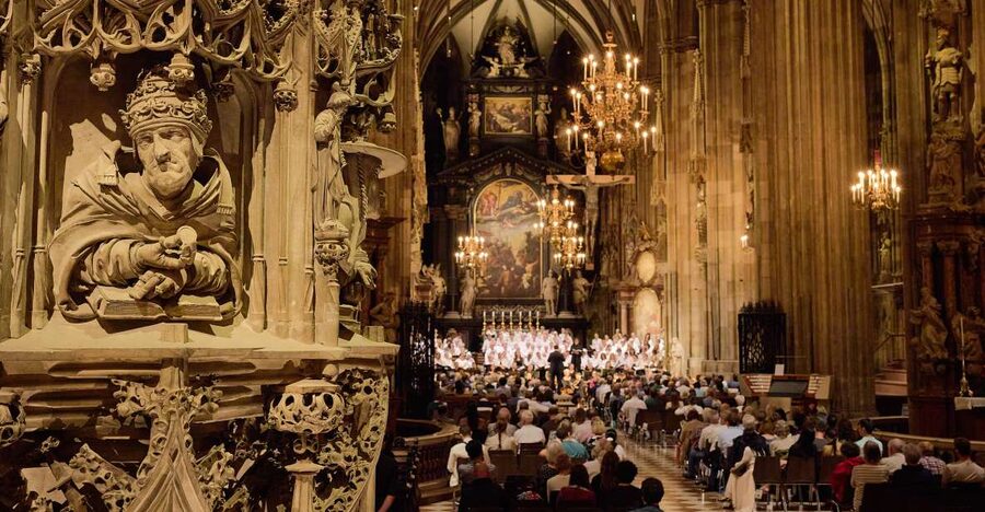 Vienna: Classical Concert at St. Stephen's Cathedral - The 30 Minutes Before Start, and What Actually Happens