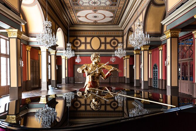 Vienna Classical Concert – Strauss in Historic 1837 Hall - The Concert Experience in Strauss Hall: What the One-Hour Show Delivers