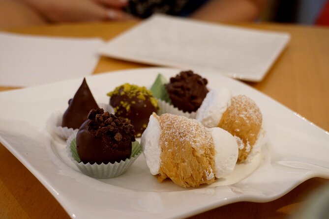 Vienna Coffee, Cake & Pastries Tour with Local Stories - Key highlights at a glance