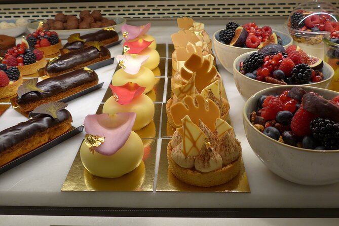 Vienna Coffee, Cake & Pastries Tour with Local Stories - Reumannplatz Stop: A Family Bakery in a Very Local District