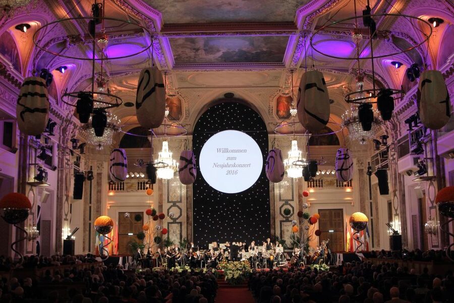 Vienna: Concert Tickets for Vienna Hofburg Orchestra - How to make the night run smoothly in Vienna