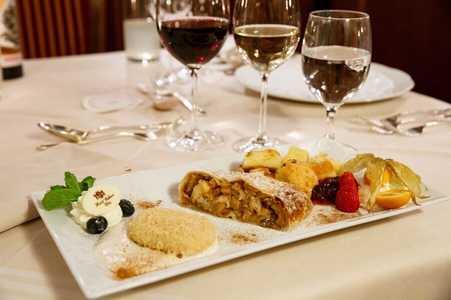 Vienna: Culinary Experience at Restaurant Stefanie - Your seven Austrian specialties, plus the stories behind them