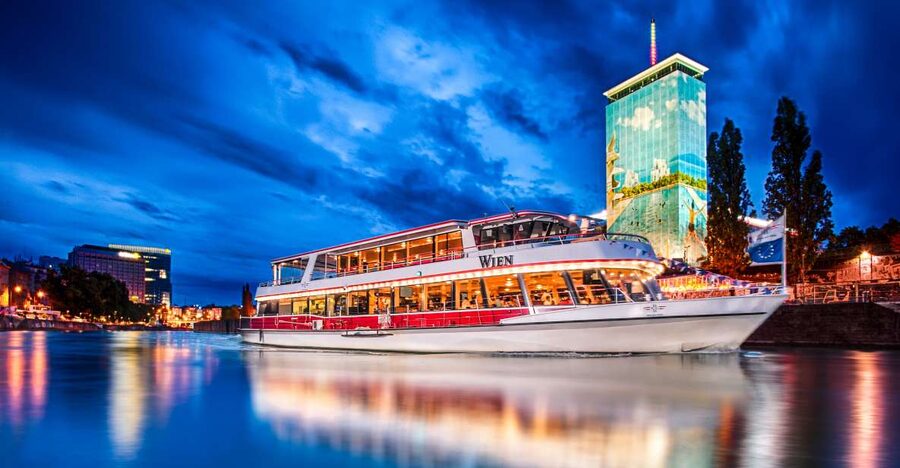 Vienna: Evening Cruise Along The Danube - Where the Best Photos Happen: Upper Deck and the Live Cam Screen