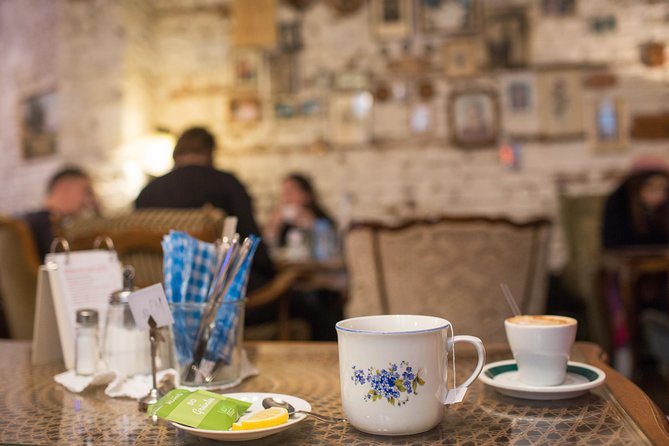 Vienna for Food Lovers: Cafés, Markets & Austrian Cuisine - Naschmarkt, plus more possible stops: why the markets change your whole Vienna view