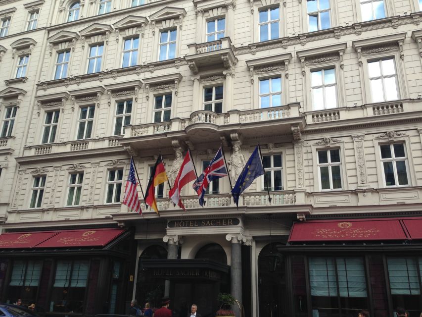 Vienna: Guided E-Bike Tour - Hofburg and Heldenplatz: Imperial Power, Museum Views, and Big-Stage Energy