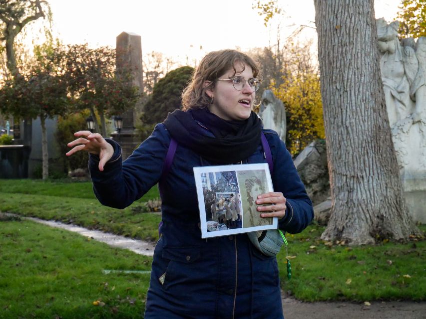 Vienna: Guided Walking Tour of the Central Cemetery - Mozart and Beethoven’s graves, plus the people behind the fame