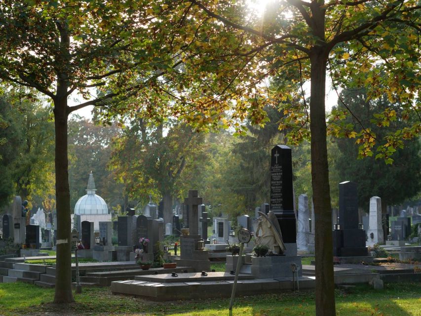 Vienna: Guided Walking Tour of the Central Cemetery - Ornate grave decorations and reading final inscriptions like a pro