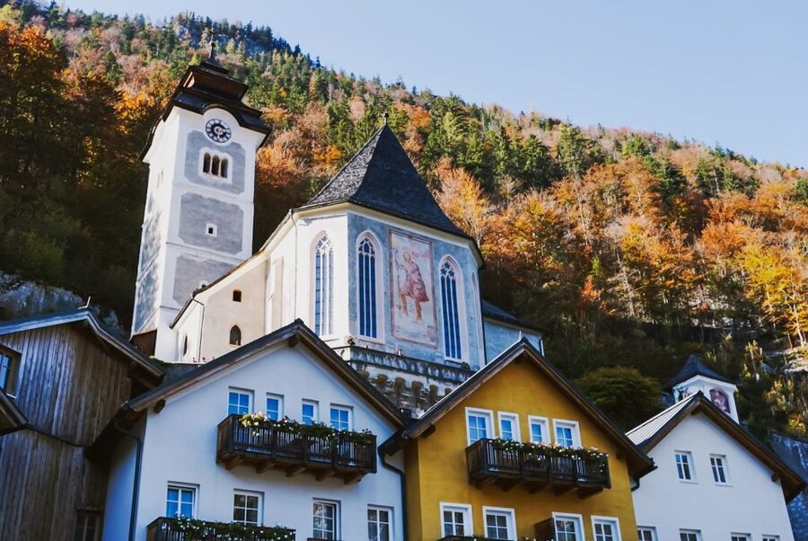 Vienna: Hallstatt & Alpine Peaks Day Trip with Skywalk Lift - What to Bring (and What to Skip)